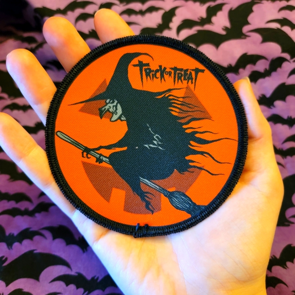 NWOT Toxic Toons Witch Trick Or Treat Halloween Iron On Patch - Picture 4 of 5